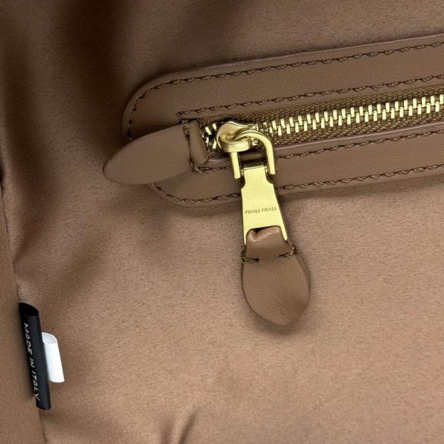 MiuMiu- Master Quality