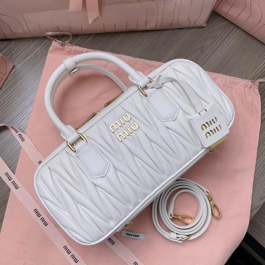 MiuMiu- Master Quality