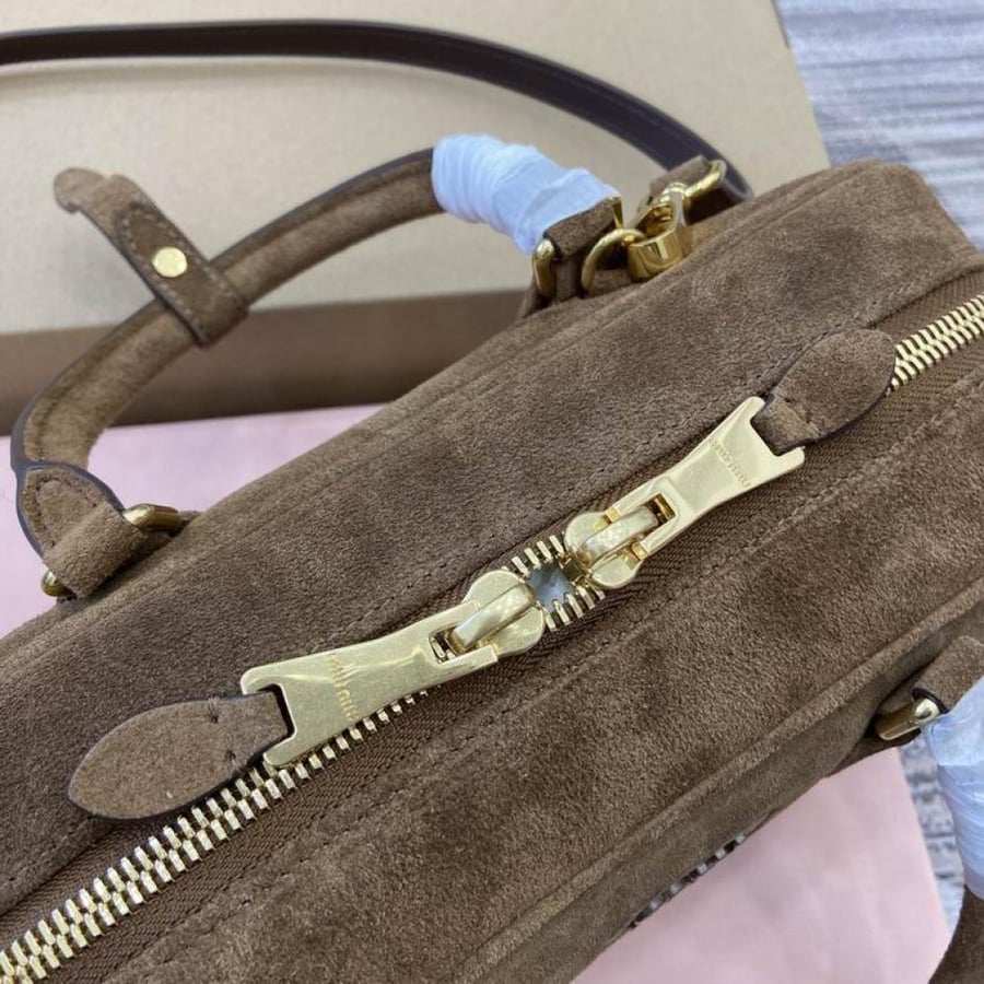 MiuMiu- Master Quality