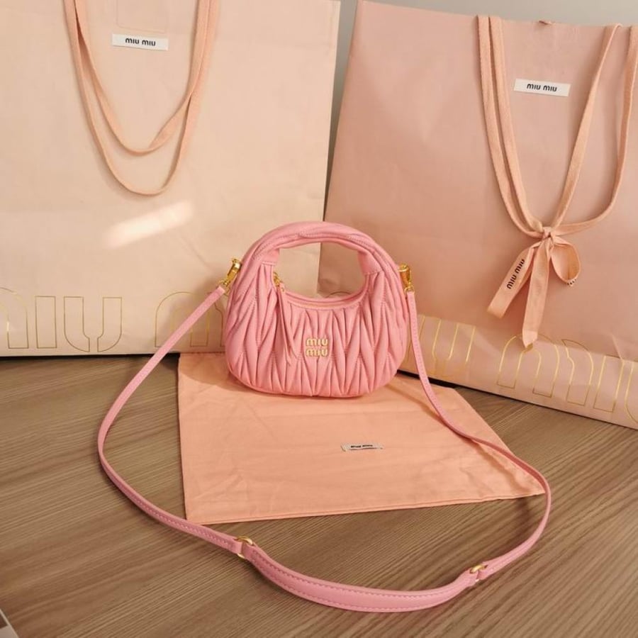 MiuMiu Wander- Master Quality