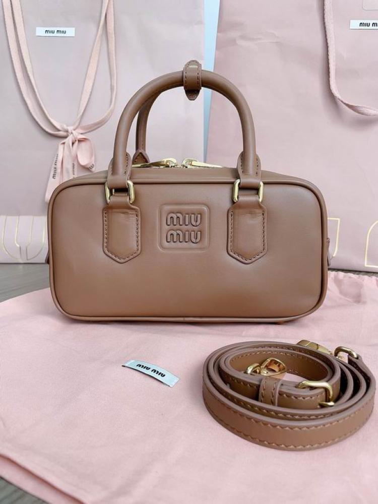 MiuMiu- Master Quality