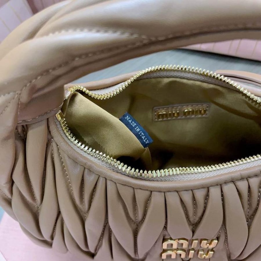 MiuMiu Wander- Master Quality