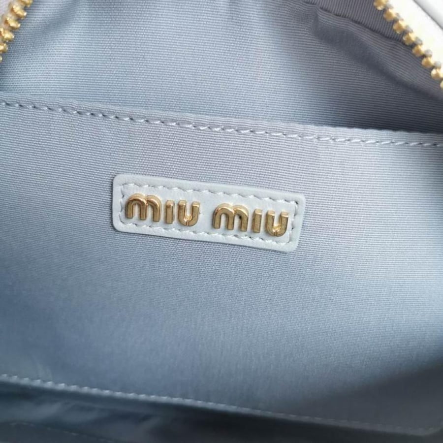 MiuMiu- Master Quality