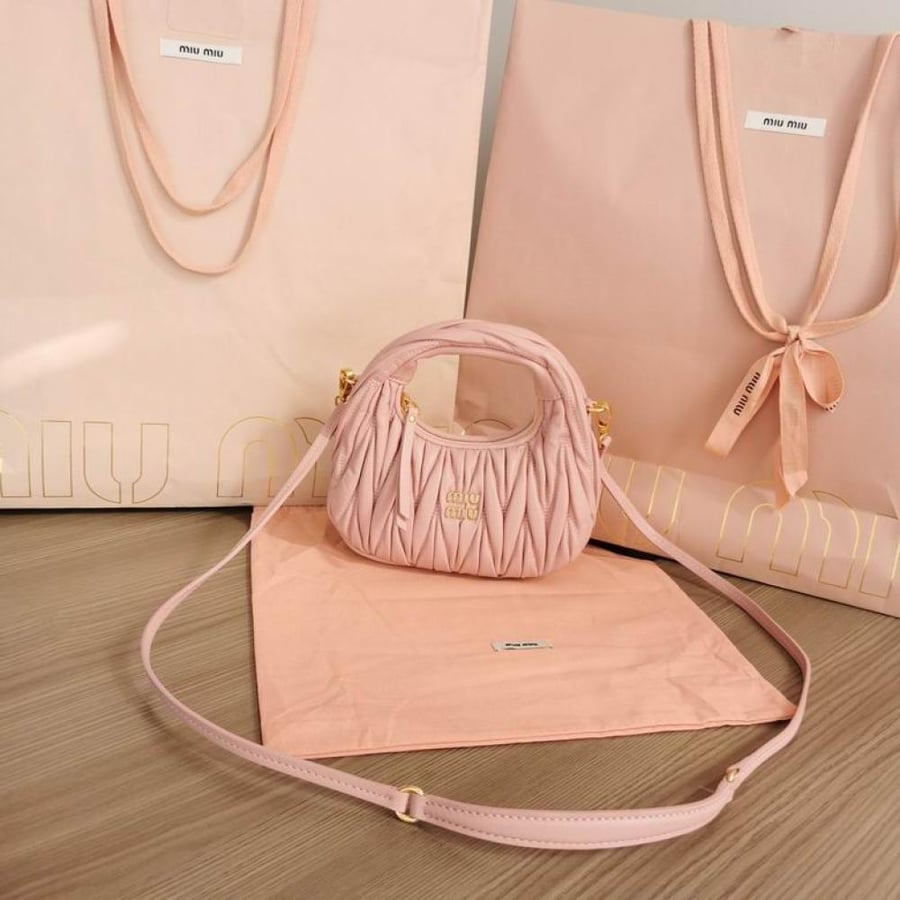 MiuMiu Wander- Master Quality