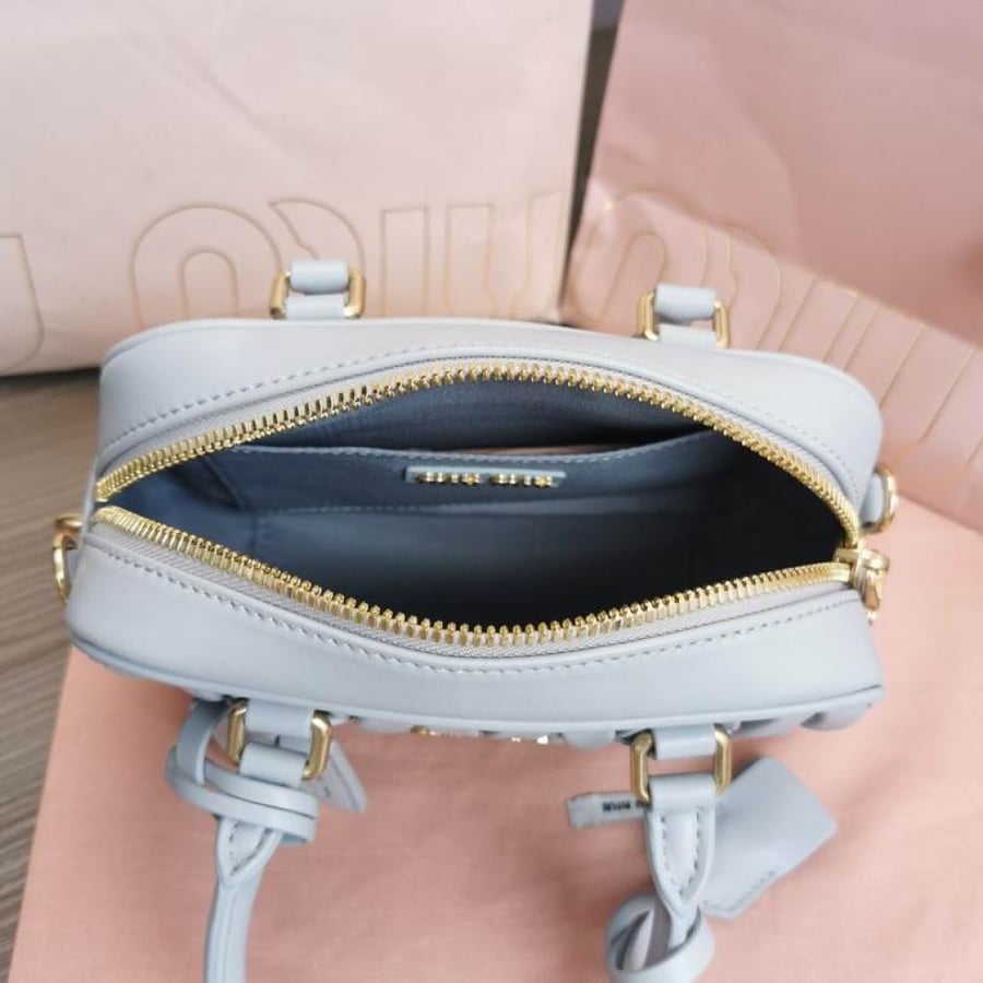 MiuMiu- Master Quality