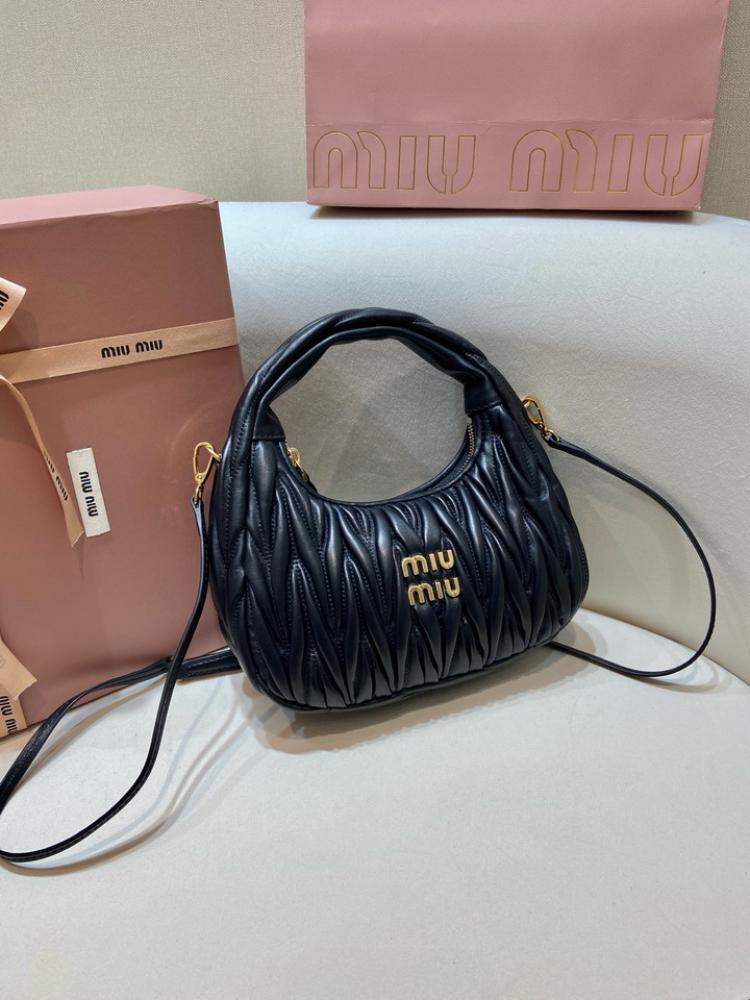 MiuMiu Wander- Master Quality