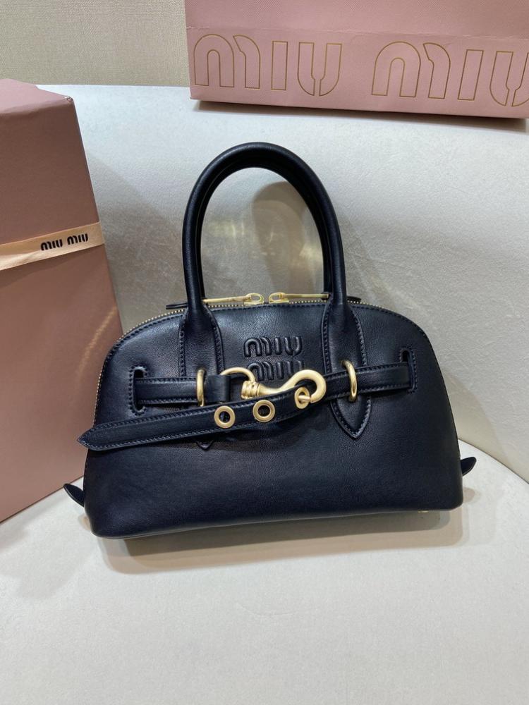 MiuMiu Aventure- Master Quality