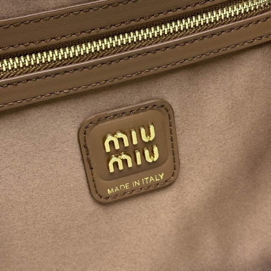 MiuMiu- Master Quality