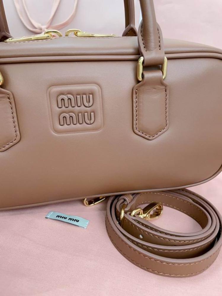 MiuMiu- Master Quality