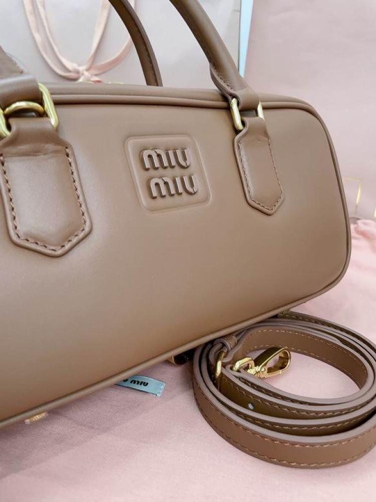 MiuMiu- Master Quality