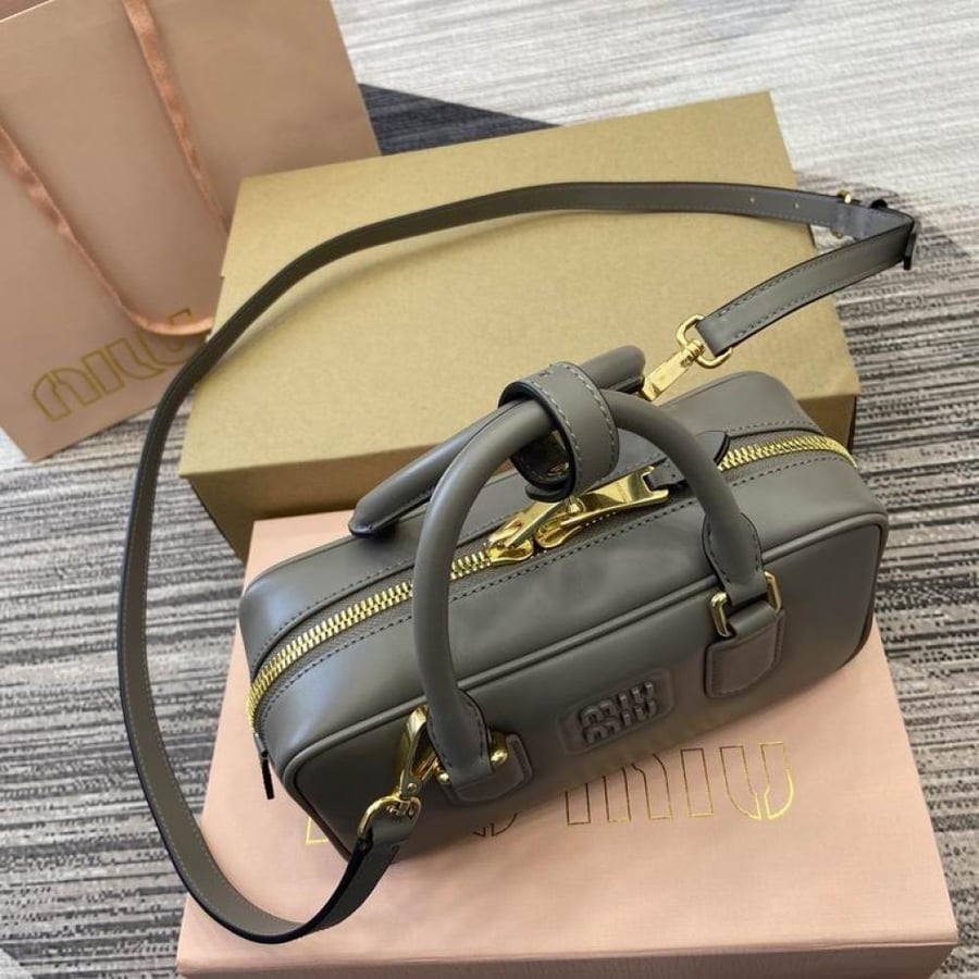 MiuMiu- Master Quality