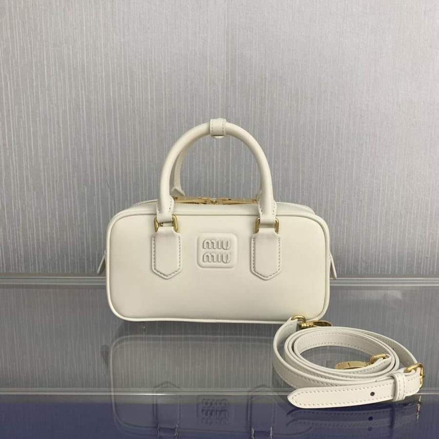 MiuMiu- Master Quality