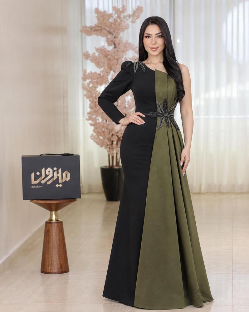 فستان سهرة باربي على ميكادو