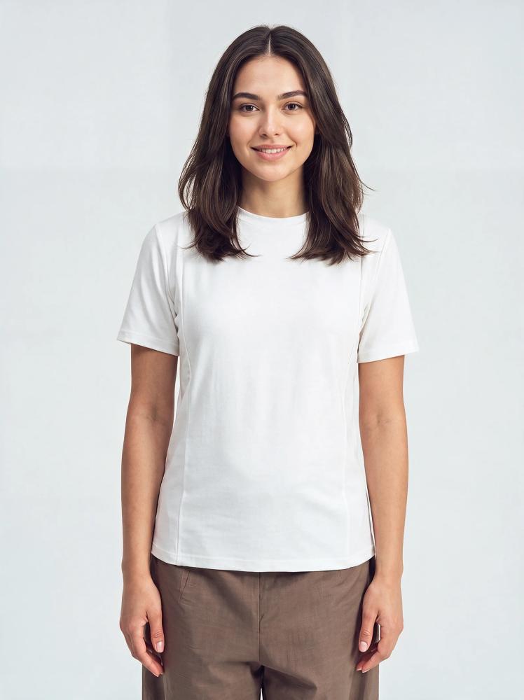 توب 'هارت تو هارت' الأساسي الأبيض ذو الأكمام القصيرة - The Heart-to-Heart Basic Top White Short Sleeve