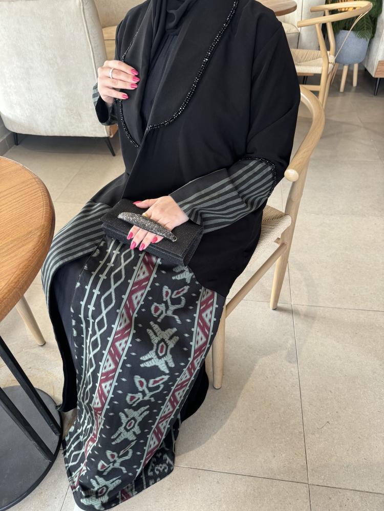 عباية كريب اسود
