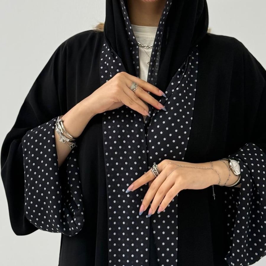 عباية منقط