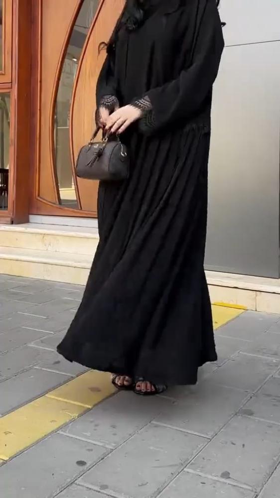 عباية حسناء