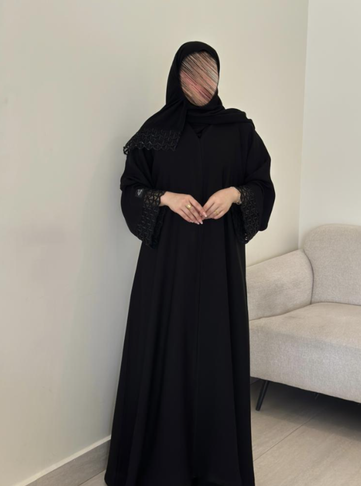 عباية نرجسيه