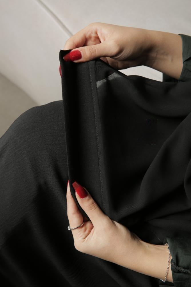 طرحة سادة صممت باجمل واجود القماش والخياطه من اجلك