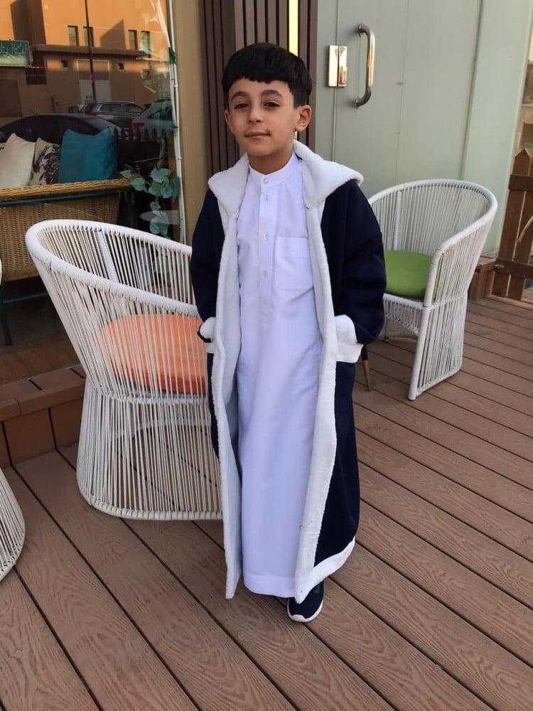 فروات اطفال بالاسم - اسود + عنابي