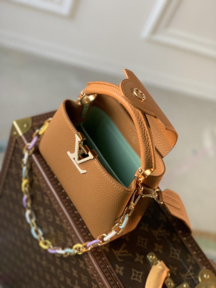 حقيبه LV كابوسينس