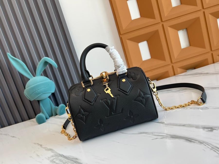 حقيبه Lvسبيدي