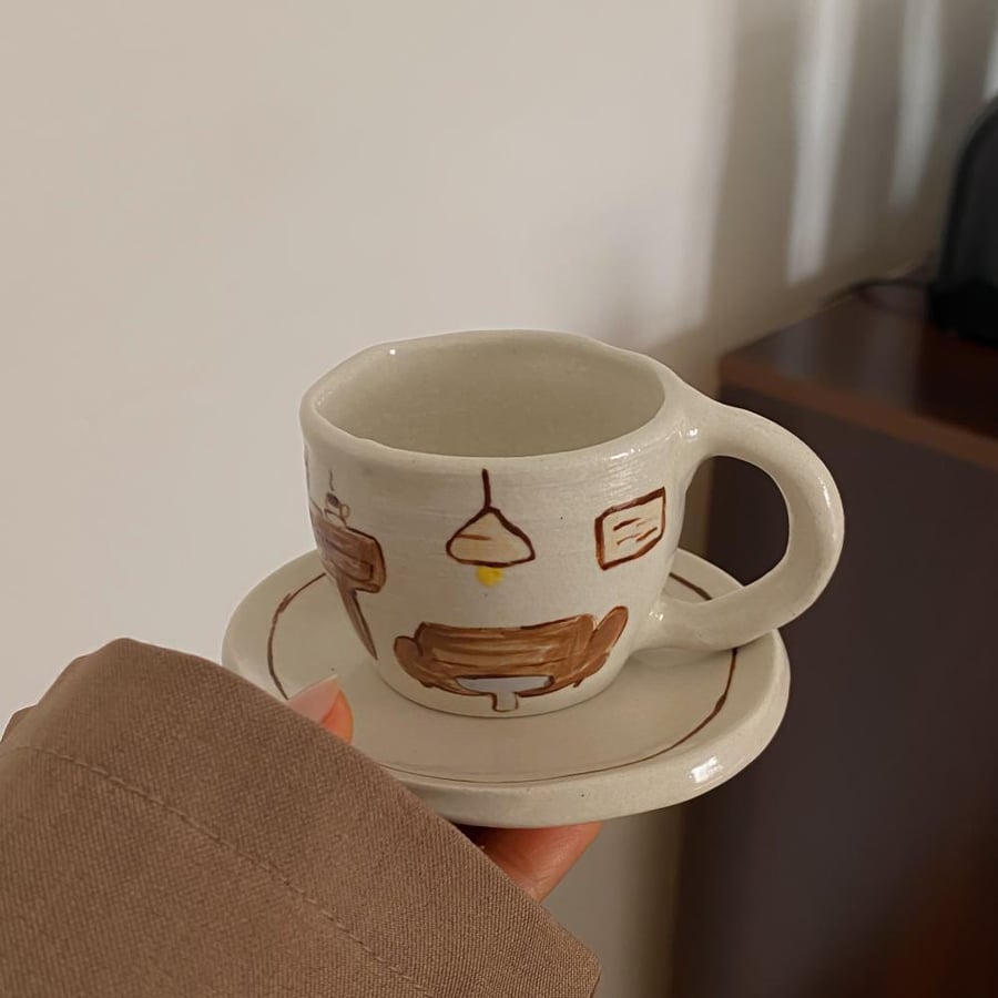 كوب صغير برسومات حنونه