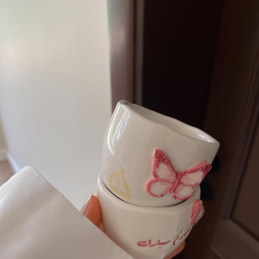فنجانين بعباره وفراشه