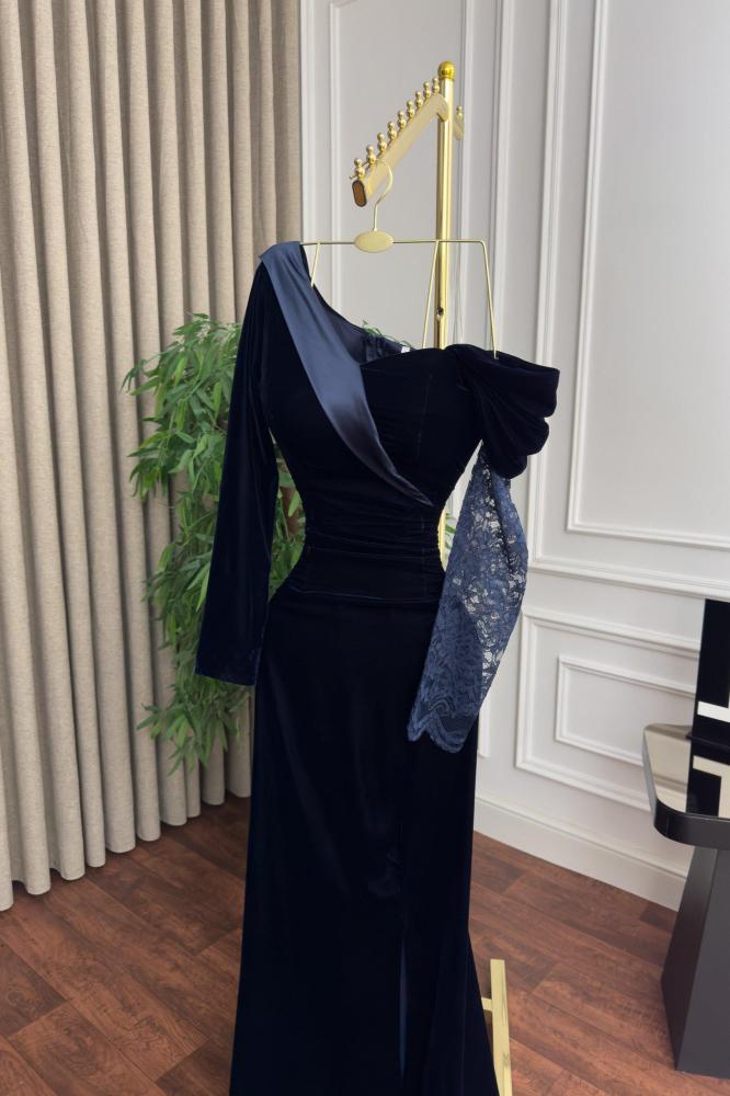 Velvet dress with lace sleeves