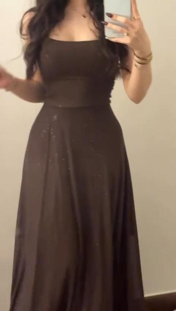 فستان سهره ناعم موكاء المزين بالفصوص