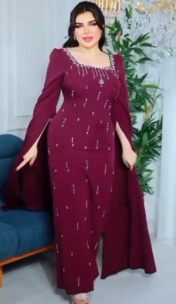 فستان باربي المزين بالتطريز اليدوي