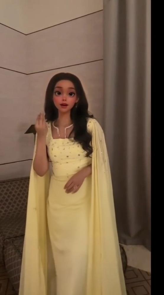 فستان شيفون جورجيت المزين بالتطريز  اليدوي كرستال