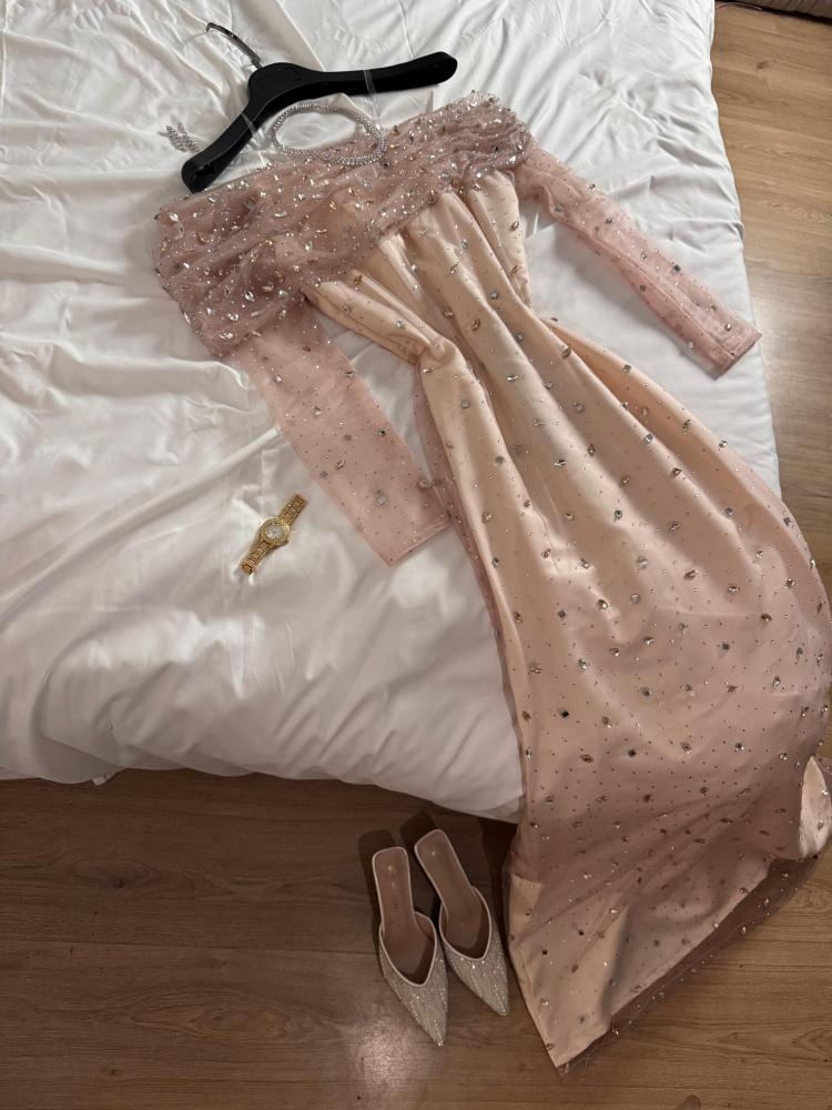 فستان سهره تفته لمعه تل مزين بالتطريز فصوص وكرستال لمعه