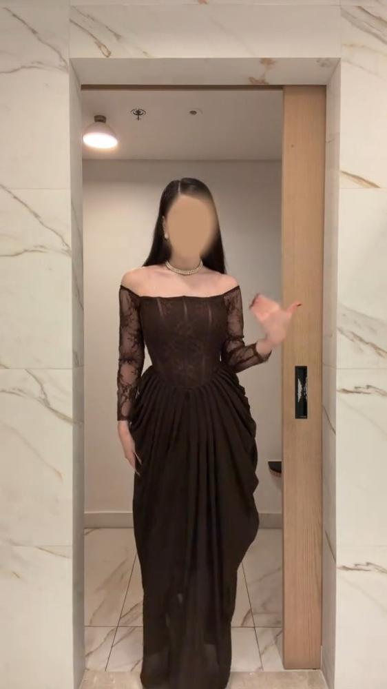 فستان سهره صدر دانتيل مزين بالكورسيه وشيفون جورجيت المزين بالكسرات قصه جديده مميزه