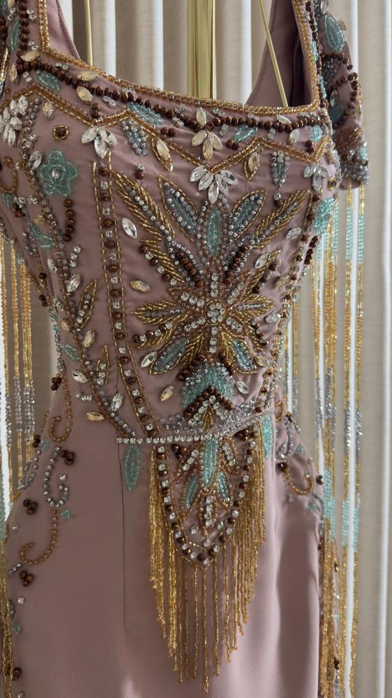 فستان سهره باربي فخم المزين بالتطريز اليدوي