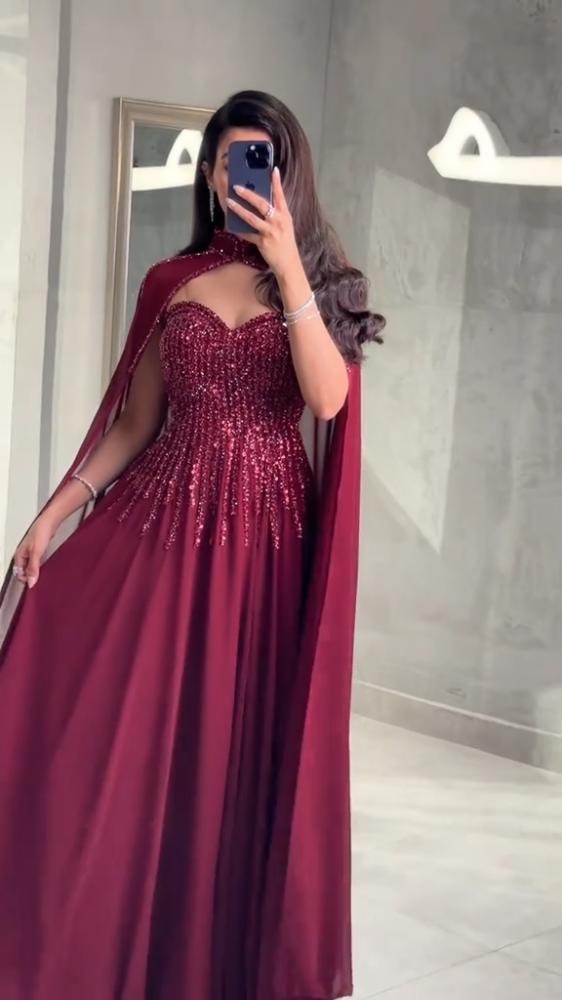 فستان شيفون جورجيت قطعتين  المزين بالتطريز