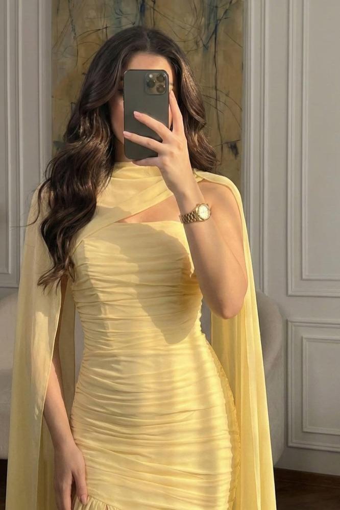 فستان شيفون جورجيت المزين بالكسرات