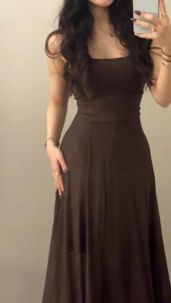 فستان سهره ناعم موكاء المزين بالفصوص
