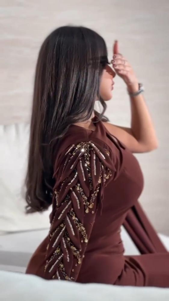 فستان باربي المزين بالتطريز اليدوي الانيق