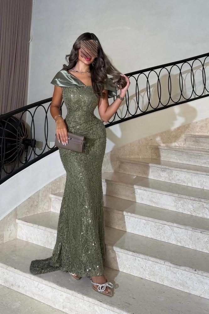 فستان سهره دانتيل المزين بالتطريز خرز