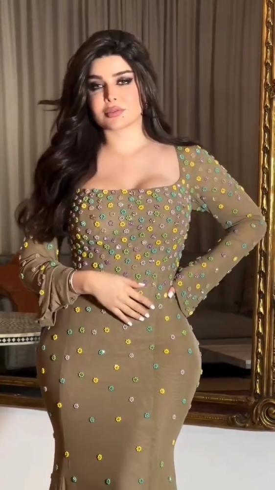 فستان سهره شيفون جورجيت المزين بالتطريز اليدوي