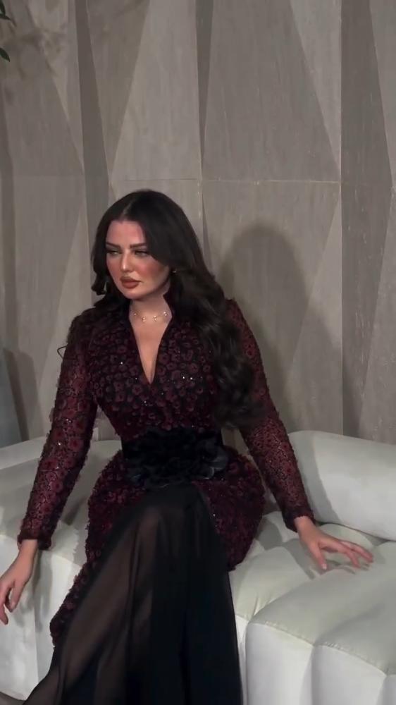 فستان سهره تل المزين بالتطريز شك وخرز ورود بطانه ناعمه وشيفون جورجيت حزام وورده جازار