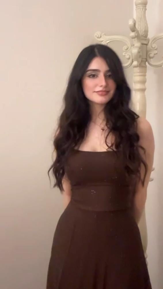 فستان سهره ناعم موكاء المزين بالفصوص