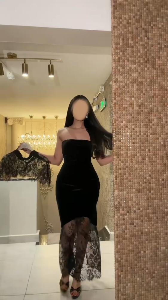 فستان سهره نعومي مخمل ودانتيل فرنسي
