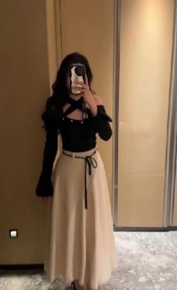فستان تفته حرير نعومي