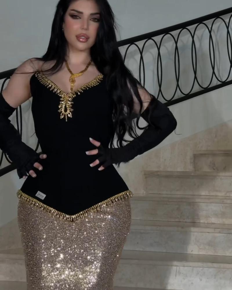 فستان ترتر صدريه باربي المزين بالتطريز اليدوي