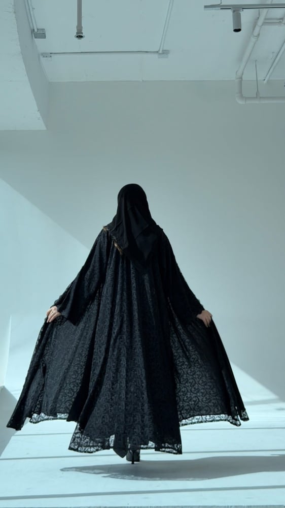 عباية جوري دانتيل