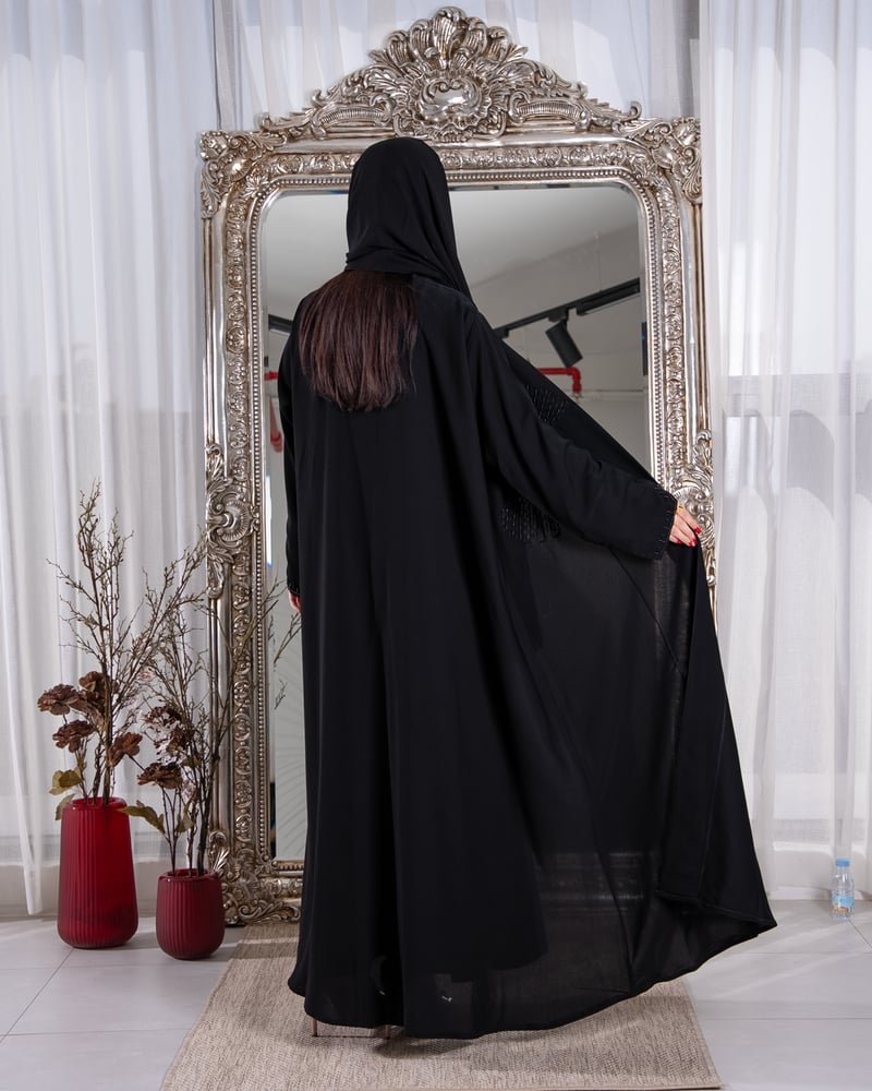 عباية وصايف