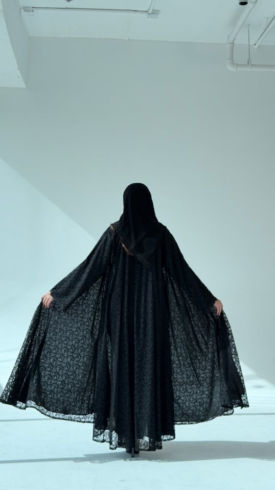 عباية جوري دانتيل