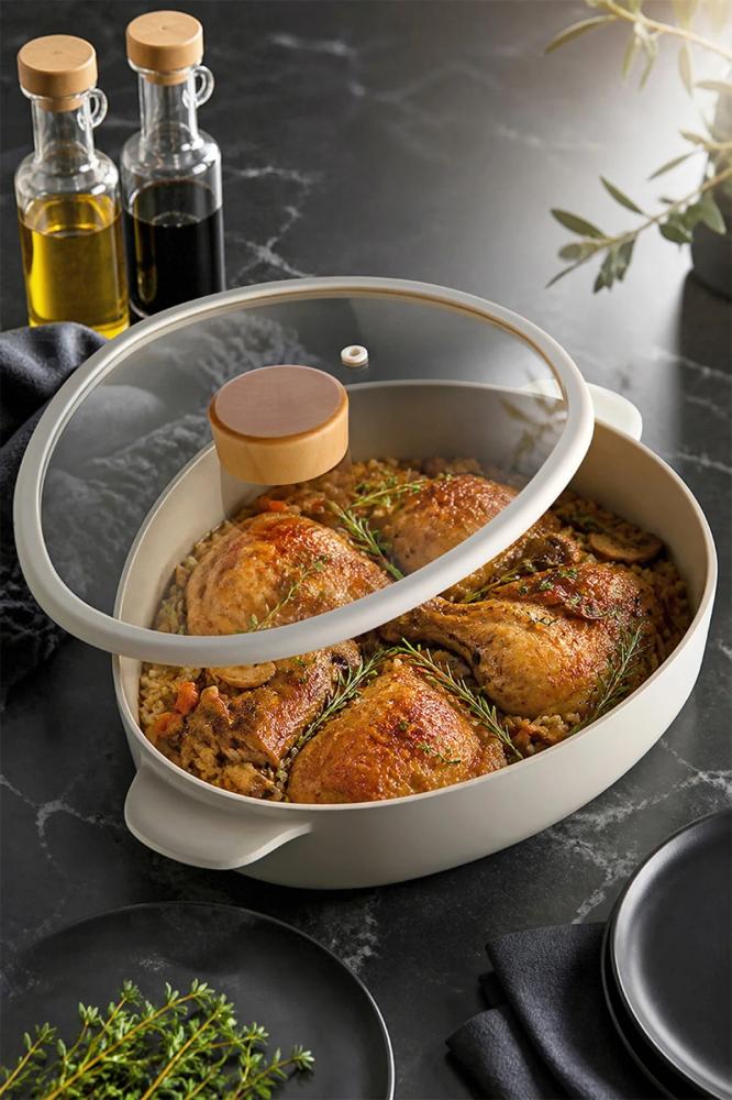 Vika Apex ceramic low casserole with glass lid, off-white, 26 cm